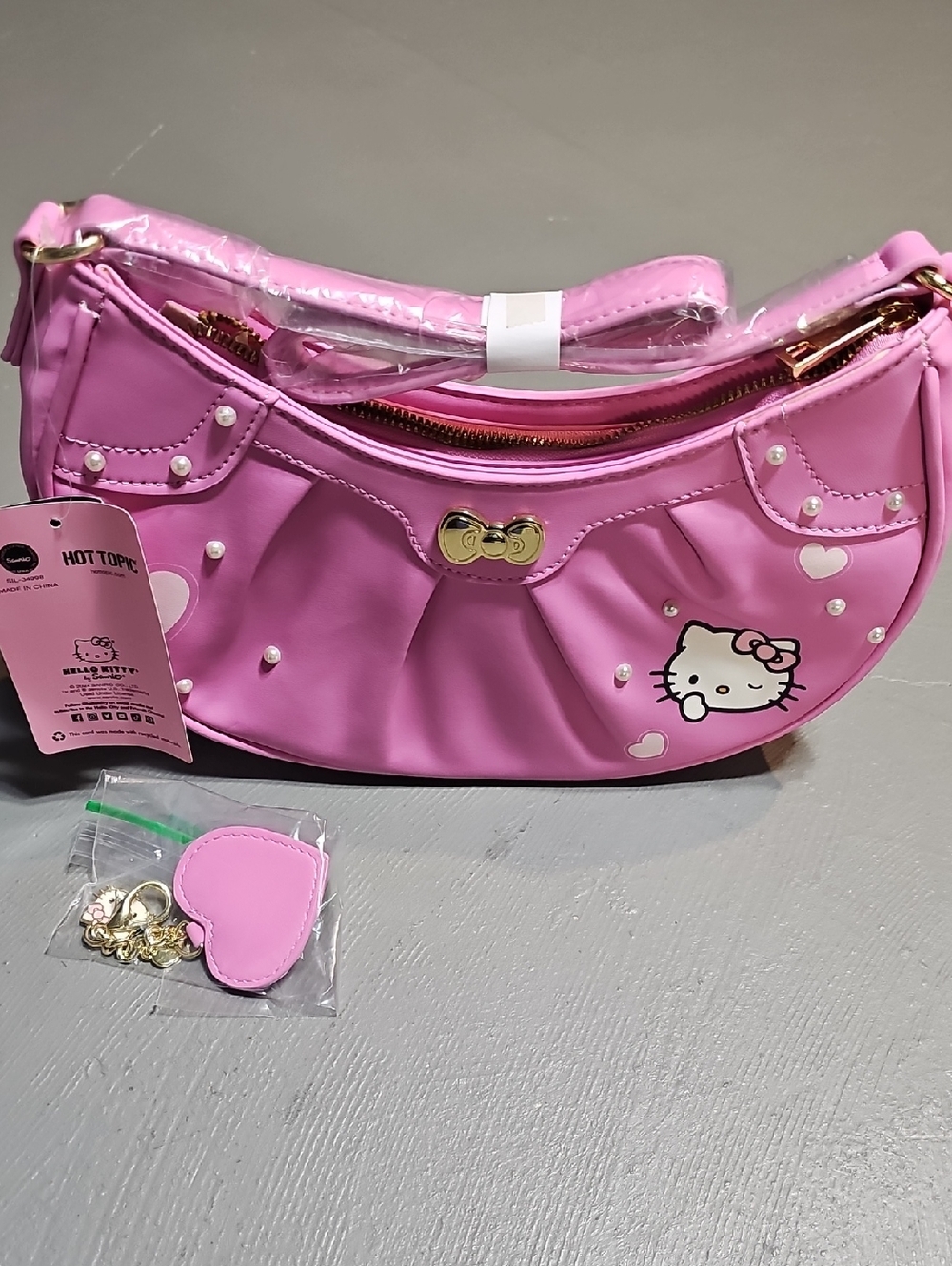 Hello Kitty Her Universe Pink Baguette Shoulderbag Crossbody Bag Kawaii Sanrio